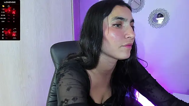 bella thorne3 online show from 12-14-25, 10:59