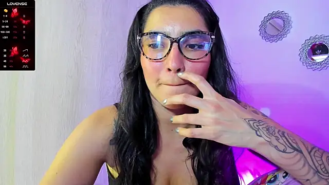 bella thorne3 online show from 02-21-26, 12:23