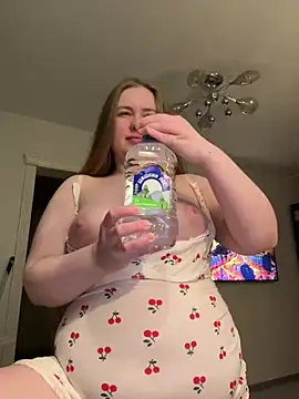 DeniMilkyyyyy online show from 02-21-26, 06:21