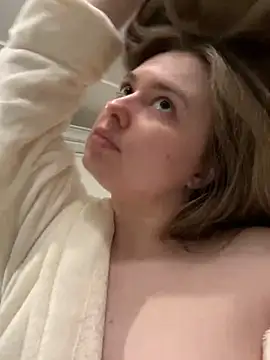 DeniMilkyyyyy online show from 11-16-25, 06:23