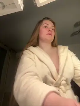 DeniMilkyyyyy online show from 12-02-25, 01:24