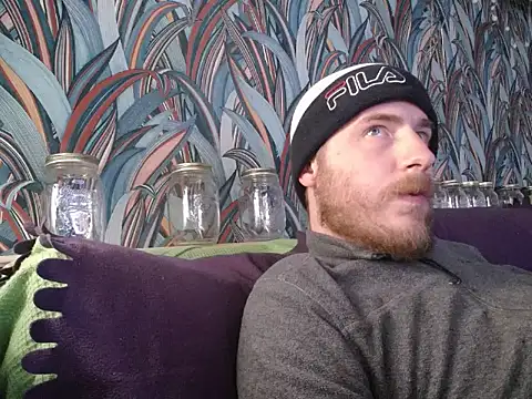 Snapshot of gaydavid chatting on 10-30-25, 09:11 gaydavid online show from 10-30-25, 09:11