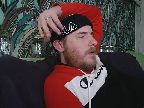 Snapshot of gaydavid chatting on 11-04-25, 12:58 gaydavid online show from 11-04-25, 12:58