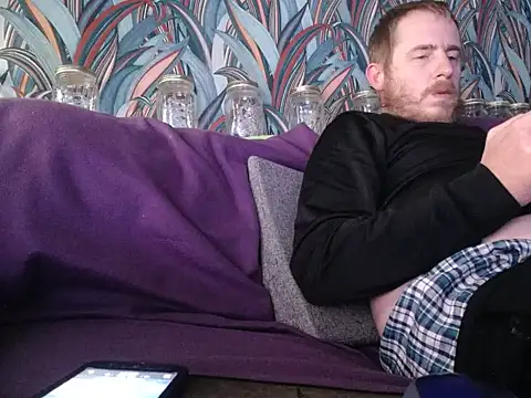 Snapshot of gaydavid chatting on 11-07-25, 10:24 gaydavid online show from 11-07-25, 10:24