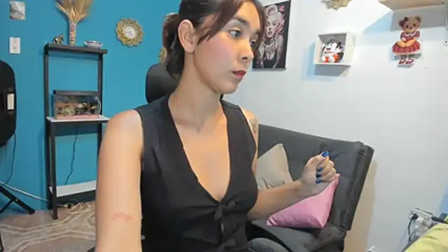 Snapshot of anastasia_tuya chatting on 07-15-26, 09:44 anastasia tuya online show from 07-15-26, 09:44