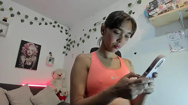 Snapshot of anastasia_tuya chatting on 02-17-26, 01:36 anastasia tuya online show from 02-17-26, 01:36