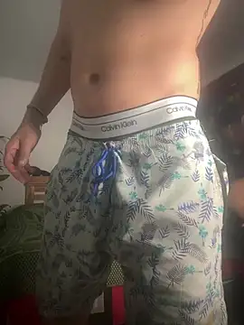 Snapshot of Dixonykaty chatting on 07-19-26, 04:32 Dixonykaty online show from 07-19-26, 04:32