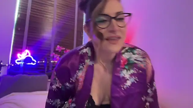 Snapshot of MistresssX chatting on 04-23-26, 12:29 MistresssX online show from 04-23-26, 12:29