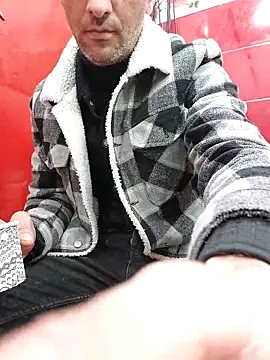 Snapshot of Mahdidido45 chatting on 03-22-26, 07:04 Mahdidido45 online show from 03-22-26, 07:04