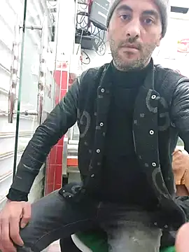 Snapshot of Mahdidido45 chatting on 01-08-26, 09:43 Mahdidido45 online show from 01-08-26, 09:43