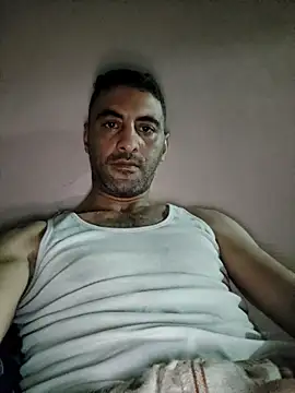 Snapshot of Mahdidido45 chatting on 11-07-25, 04:17 Mahdidido45 online show from 11-07-25, 04:17