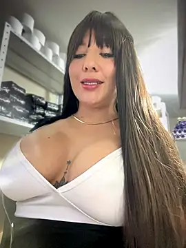 AlanaRouss online show from 10-18-25, 11:51