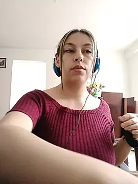 AlanaDesire online show from 09-28-25, 05:42