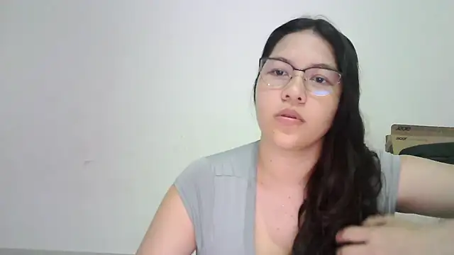 Naia Stant online show from 03-24-26, 11:05