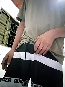 Snapshot of Marquingalo chatting on 03-22-26, 04:38 Marquingalo online show from 03-22-26, 04:38