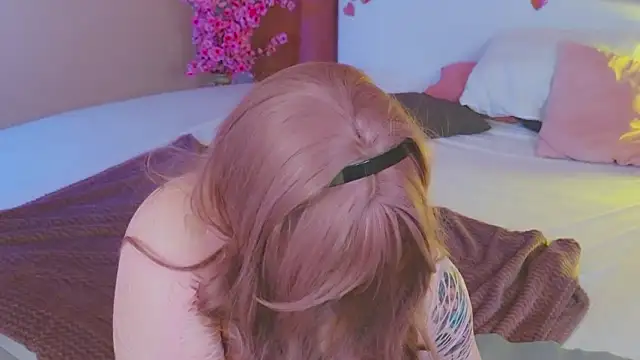 Snapshot of fillisfox_ chatting on 02-17-26, 04:48 fillisfox online show from 02-17-26, 04:48