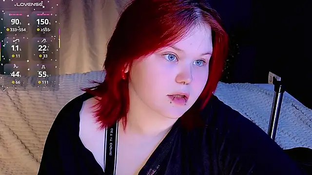 Snapshot of fillisfox_ chatting on 11-16-25, 11:04 fillisfox online show from 11-16-25, 11:04