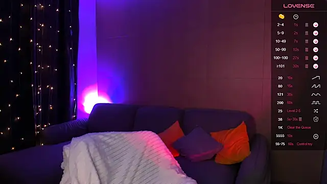 AnyaTaylor  online show from 04-10-26, 02:18