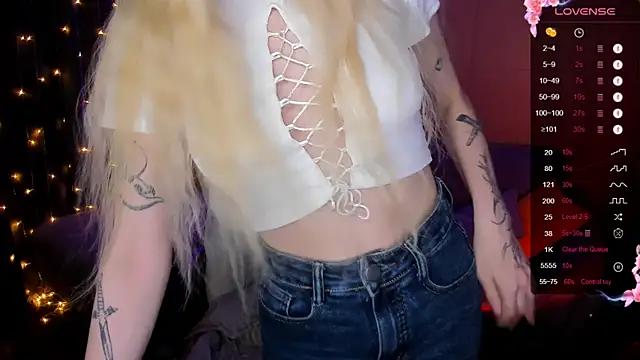 AnyaTaylor  online show from 10-16-25, 02:31