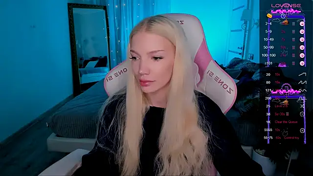 Snapshot of AnyaTaylor_ chatting on 05-21-26, 02:20 AnyaTaylor online show from 05-21-26, 02:20