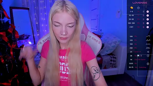 AnyaTaylor  online show from 12-21-25, 02:24