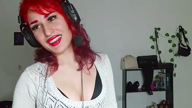 kendrafarq online show from 08-05-26, 03:22