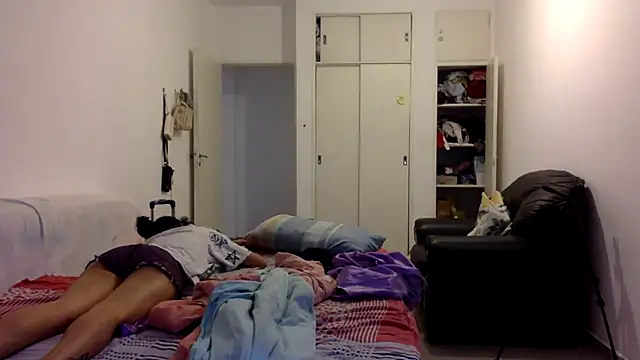 kendrafarq online show from 01-14-26, 09:07