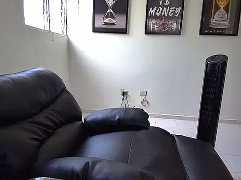 Dollarhot30 online show from 03-29-26, 02:30