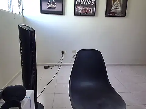 Dollarhot30 online show from 09-10-25, 07:35