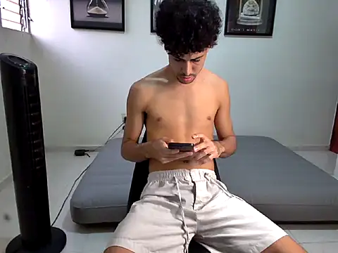 Dollarhot30 online show from 11-14-25, 09:29