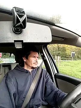 twitshe online show from 10-30-25, 01:42