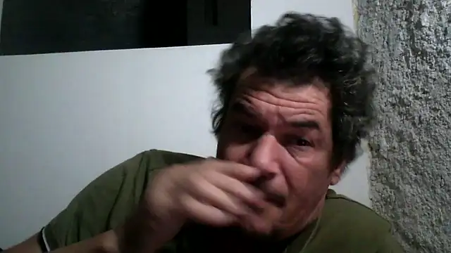 twitshe online show from 10-21-25, 10:53
