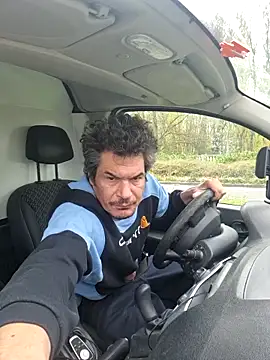 twitshe online show from 03-25-26, 12:37