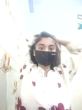 Hot-Soniya733 online show from 10-19-25, 09:01