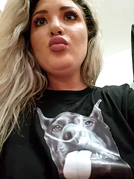 Blondie Sasha online show from 11-07-25, 08:02