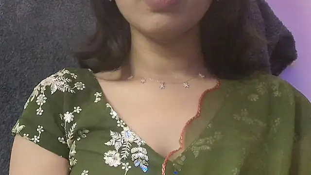 Snapshot of SWEET-18-TEEN chatting on 10-09-25, 06:19 SWEET-18-TEEN online show from 10-09-25, 06:19