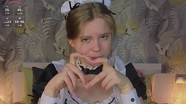 JulietteRain online show from 10-11-25, 05:14