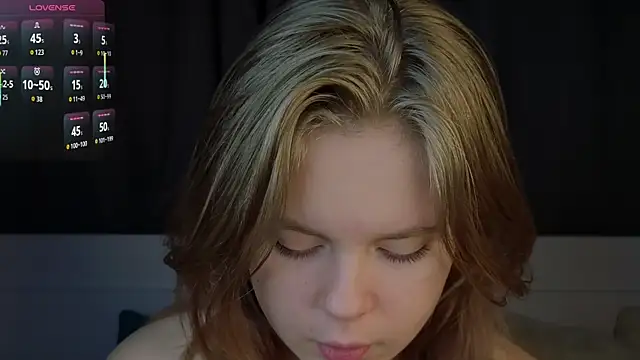 JulietteRain online show from 12-15-25, 05:41