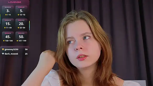 JulietteRain online show from 11-07-25, 04:11