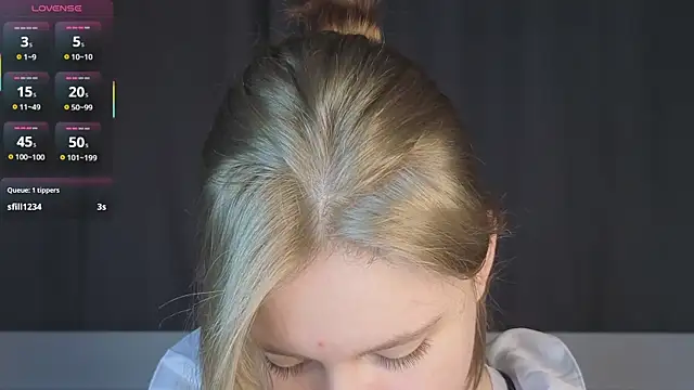 JulietteRain online show from 12-17-25, 05:18