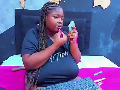 Maiam  Rossi online show from 10-28-25, 12:15