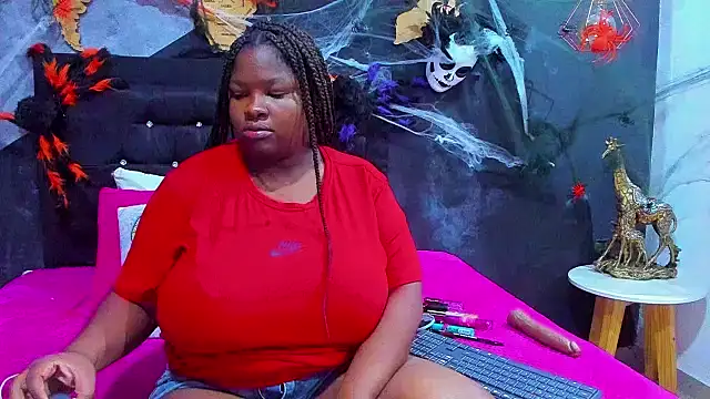 Maiam  Rossi online show from 11-18-25, 11:46