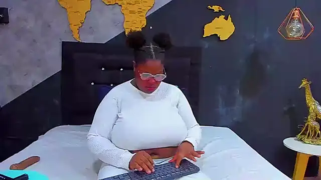 Maiam  Rossi online show from 10-18-25, 12:40