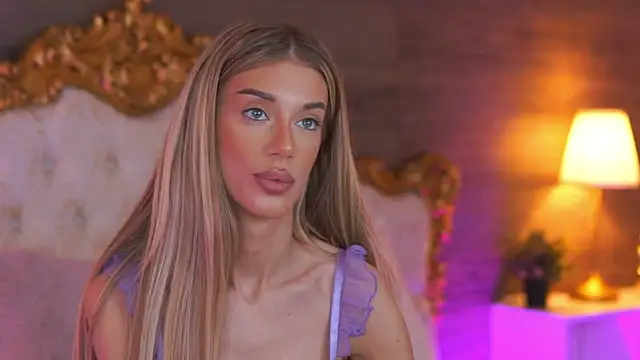 EllieRedd online show from 10-16-25, 09:06