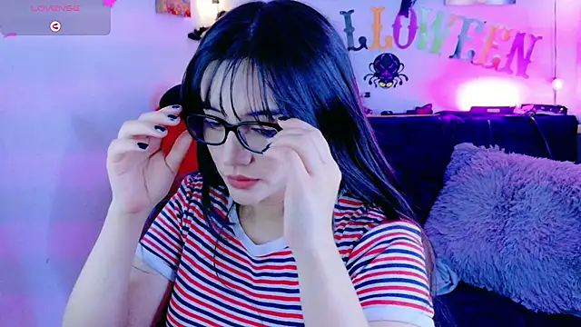 MiaVelvetDoll online show from 11-02-25, 02:55