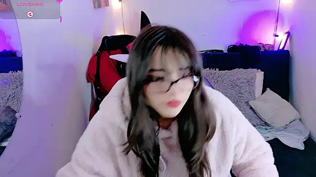 MiaVelvetDoll online show from 11-14-25, 01:26