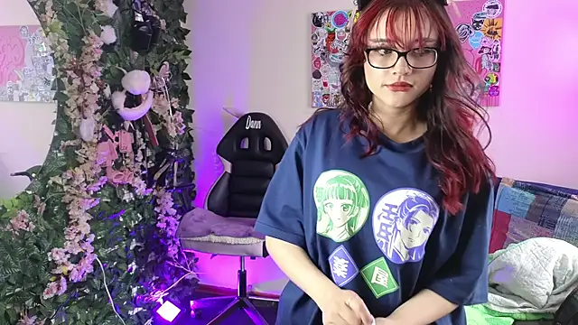 Snapshot of MiaVelvetDoll chatting on 05-19-26, 02:24 MiaVelvetDoll online show from 05-19-26, 02:24