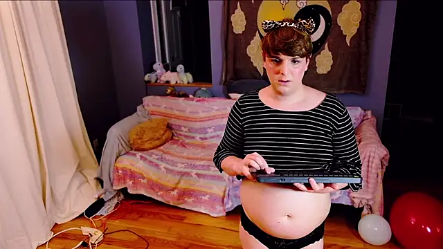 Snapshot of Maddy_cat_91 chatting on 09-17-25, 11:51 Maddy cat 91 online show from 09-17-25, 11:51