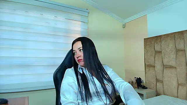 CharlotteSchmidtt online show from 10-23-25, 11:31