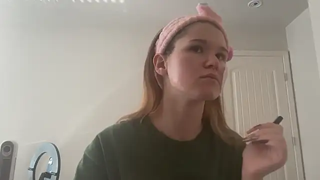 Riley ray69 online show from 12-15-25, 03:40